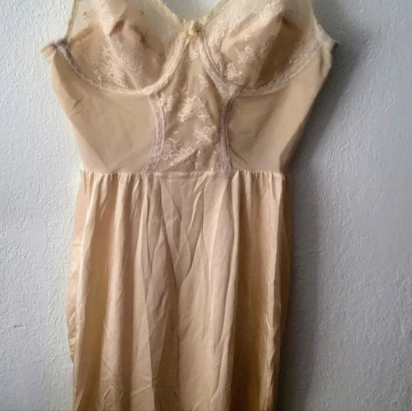 Leshapeur Intimates & Sleepwear | Vintage 70s Dress Slip Body Shaper La Shapeur~Usa Size 34-C~Bridal~Lacy~Beige | Color: Cream/Tan | Size: 34c | Leshapeur Intimates & Sleepwear | Vintage 70s Dress Slip Body Shaper La Shapeur~Usa Size 34-C~Bridal~Lacy~Beige | Color: Cream/Tan | Size: 34c |